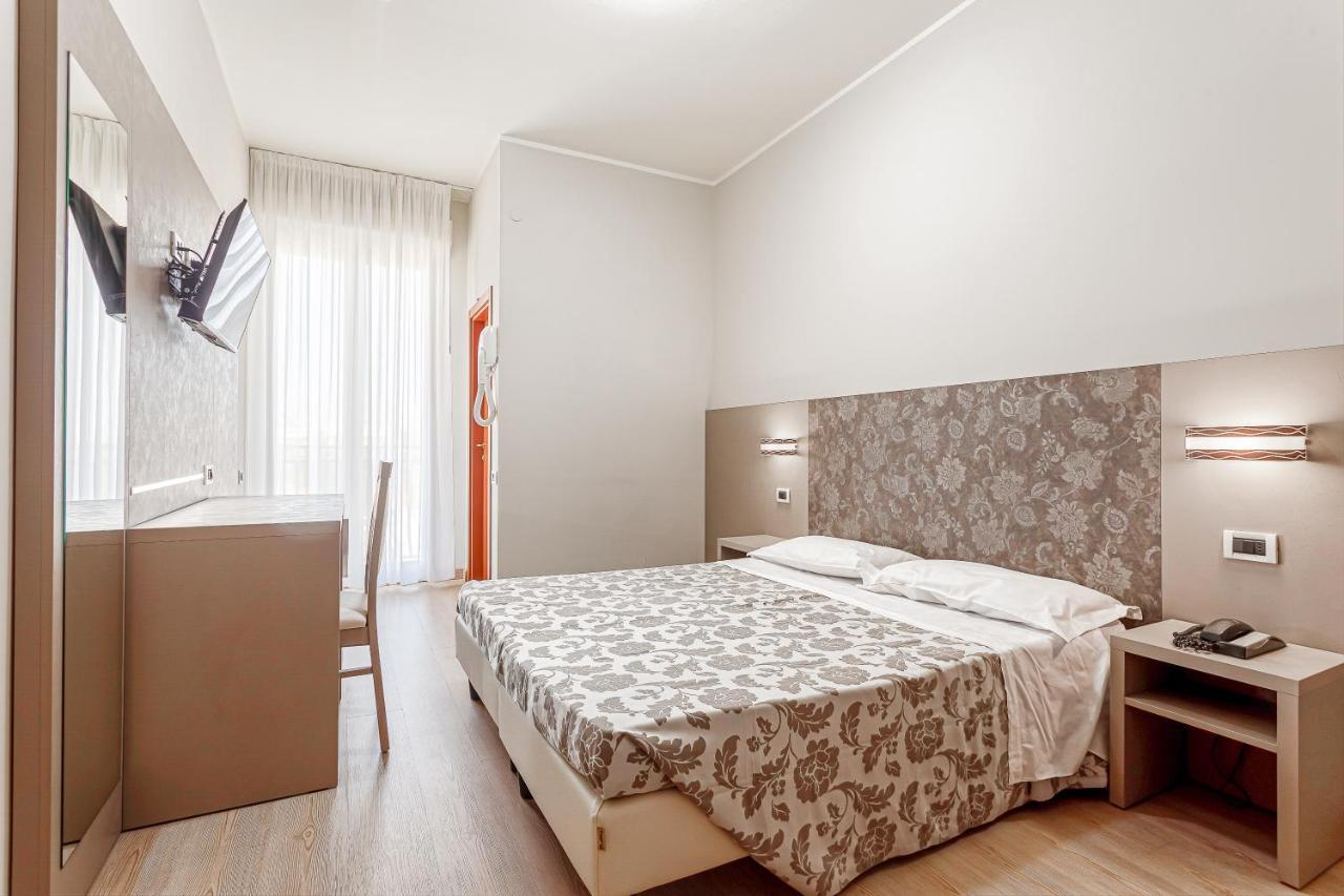 Hotel San Giorgio Cesenatico Esterno foto