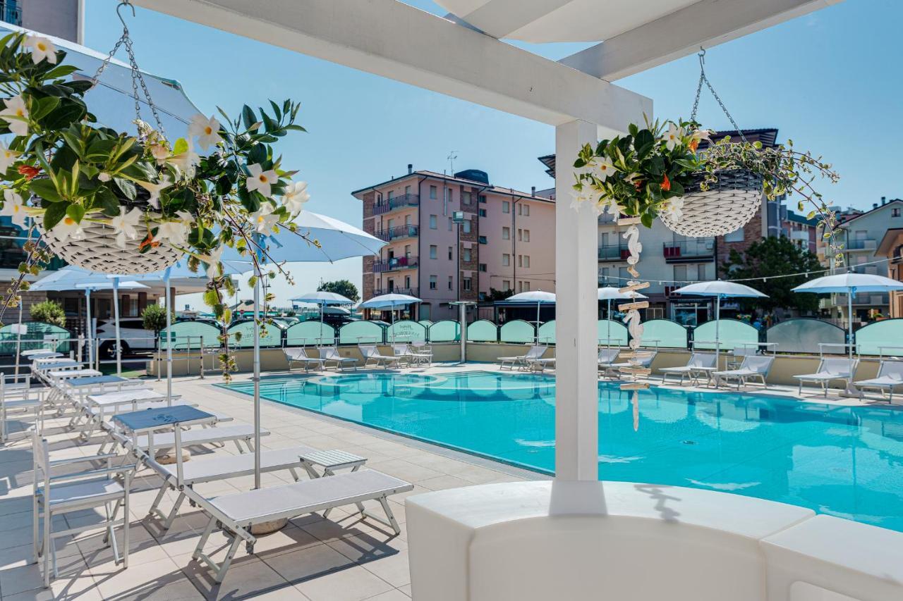 Hotel San Giorgio Cesenatico Esterno foto