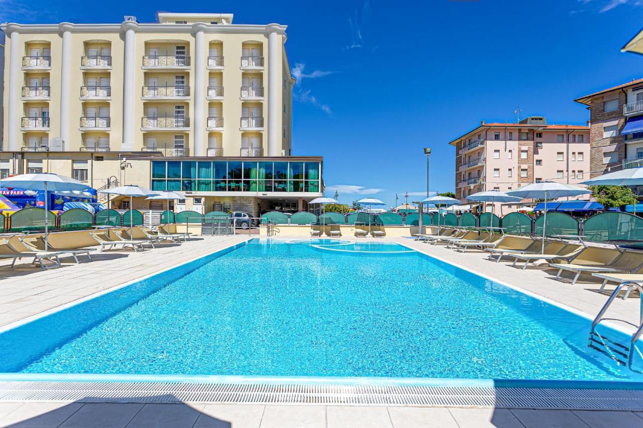 Hotel San Giorgio Cesenatico Esterno foto