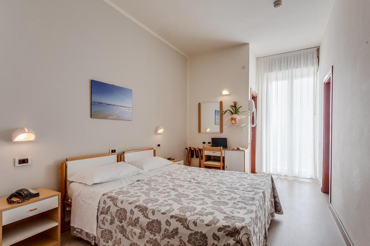 Hotel San Giorgio Cesenatico Esterno foto